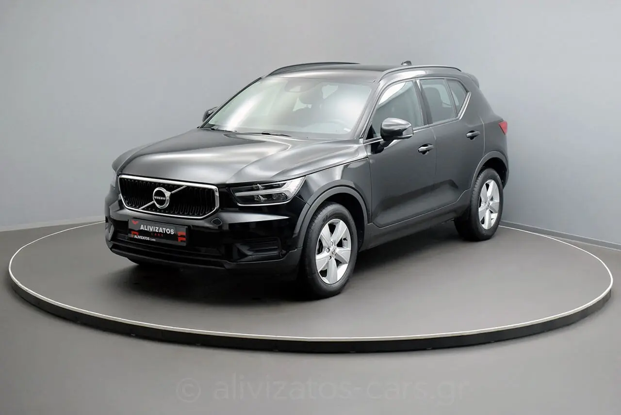 Volvo XC40 - View 2