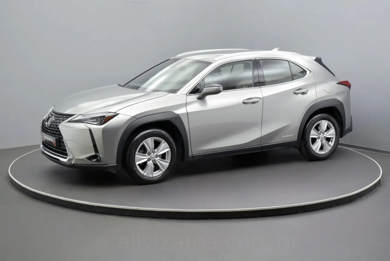 Lexus UX - View 3
