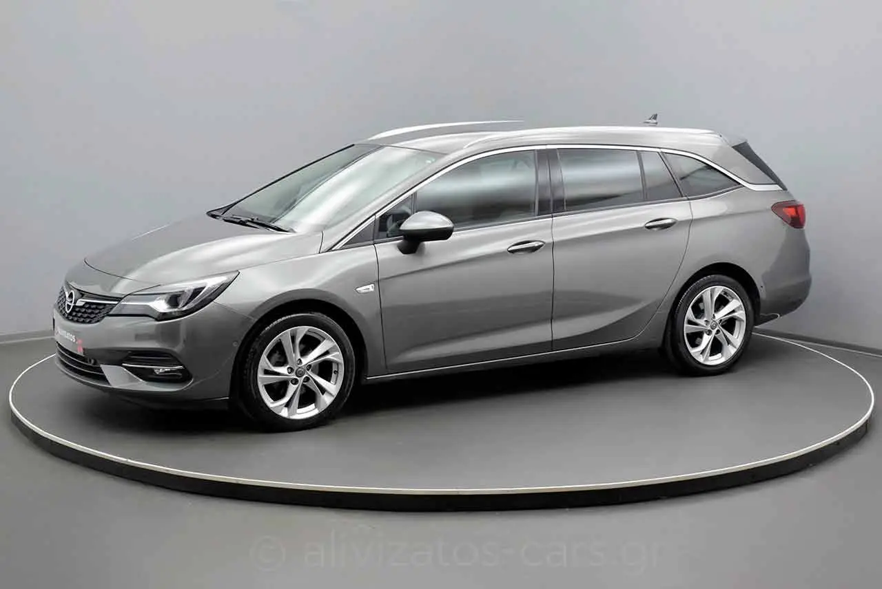 Opel Astra - View 3