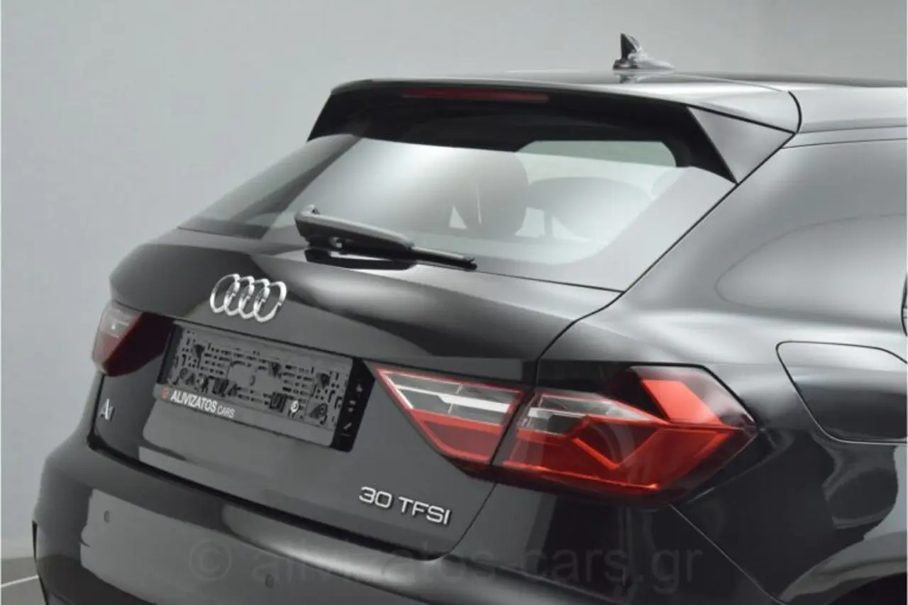 https://cdn.autoq.gr/websites/alivizatos-cars.gr/images/vehicles/2300053/web_00011-audi-a1-sportback-30-tfsi-automato-advanced-768x512.jpg
