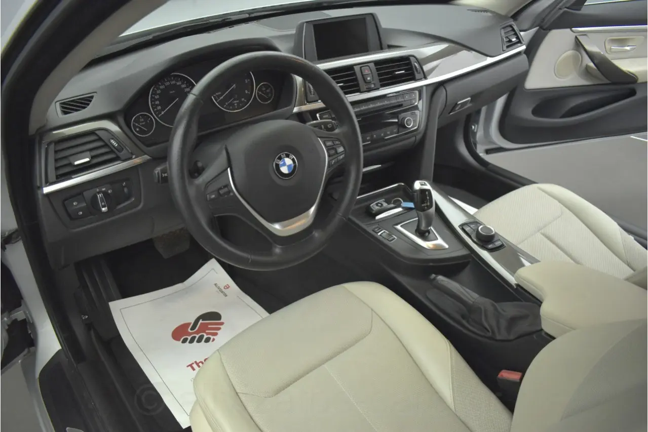 BMW 4 Series - View 3