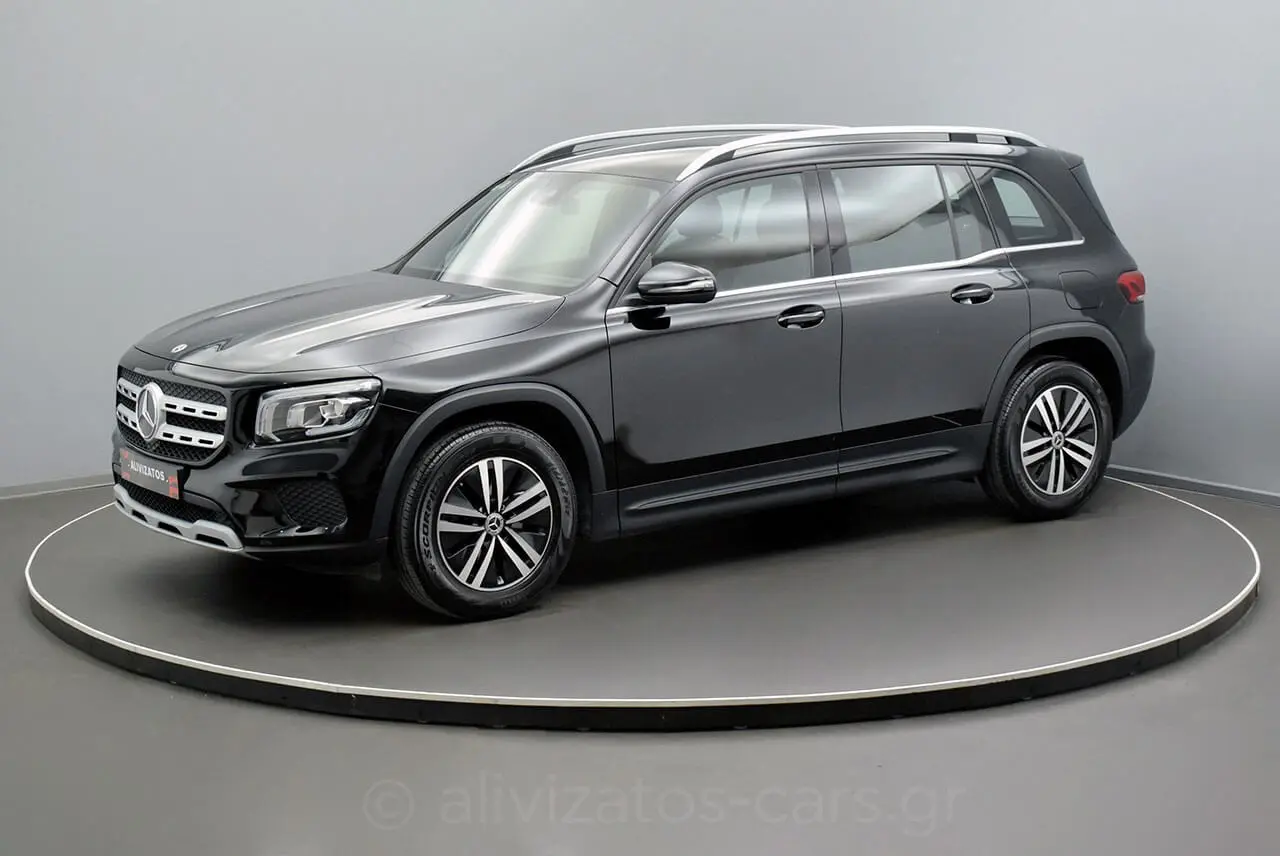 Mercedes-Benz GLB - View 3