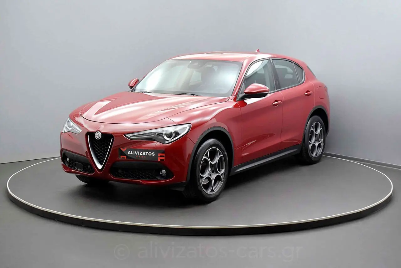 Alfa Romeo Stelvio - View 2