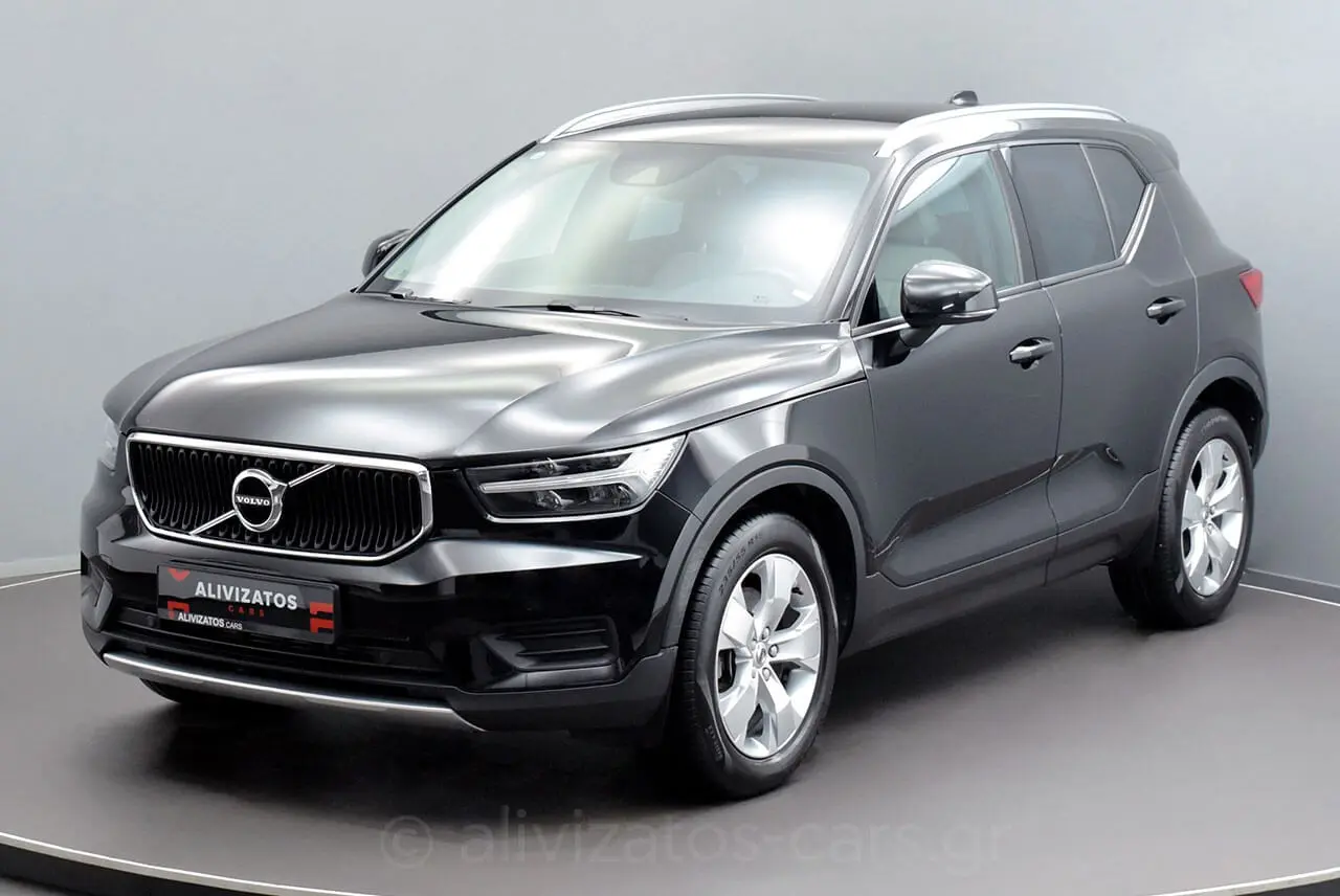 Volvo XC40 - View 1