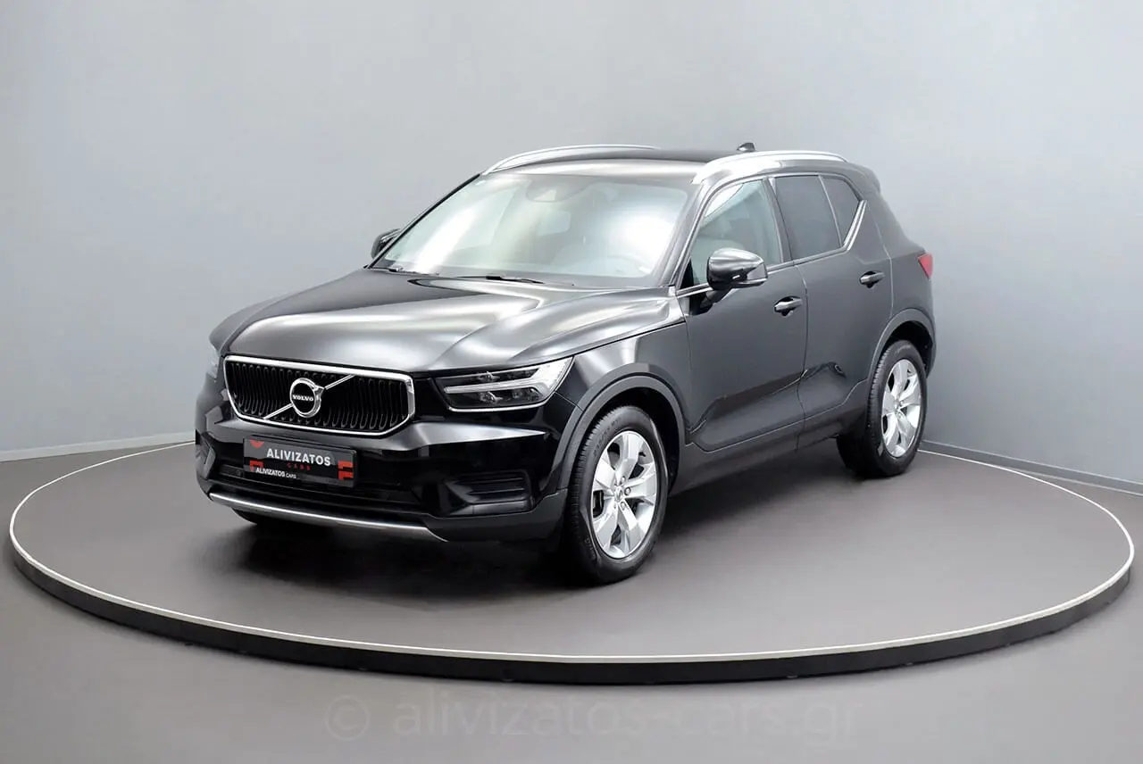 Volvo XC40 - View 2