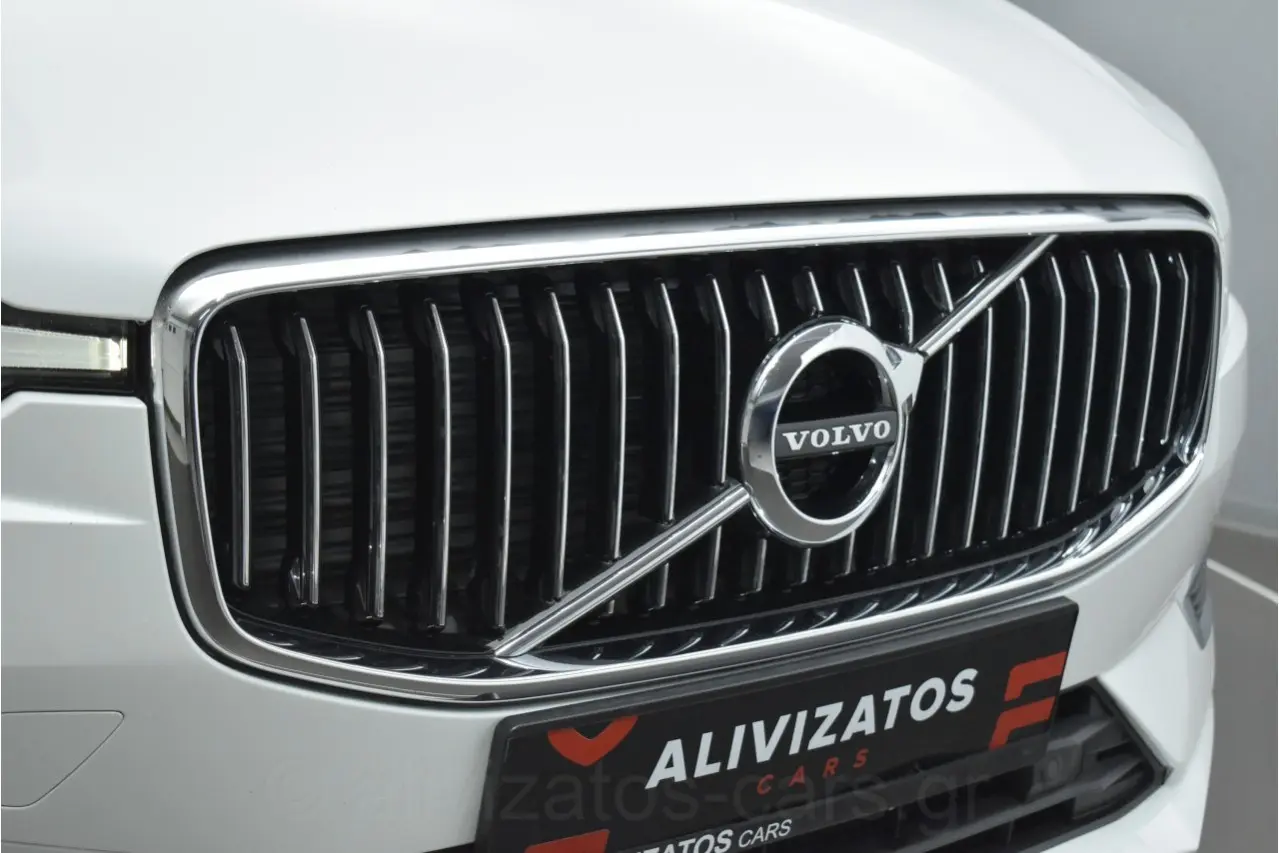 Volvo XC60 - View 2