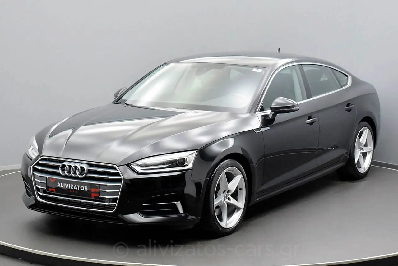 Audi A5 - View 1