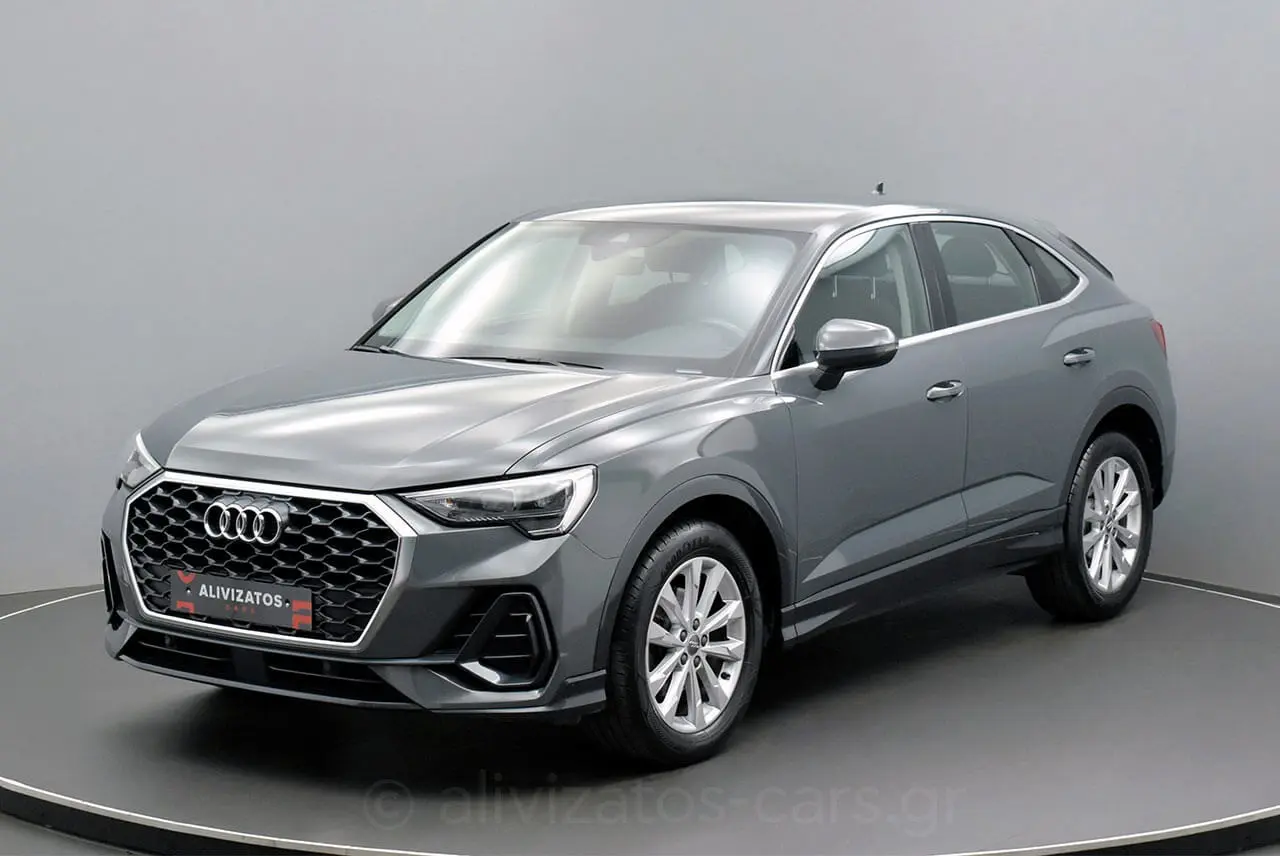 Audi Q3 - View 1