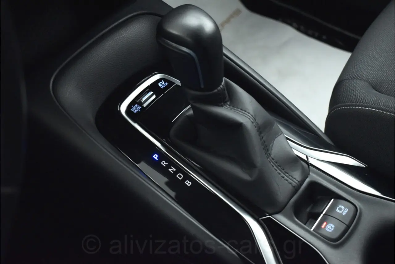 Toyota Corolla - View 3
