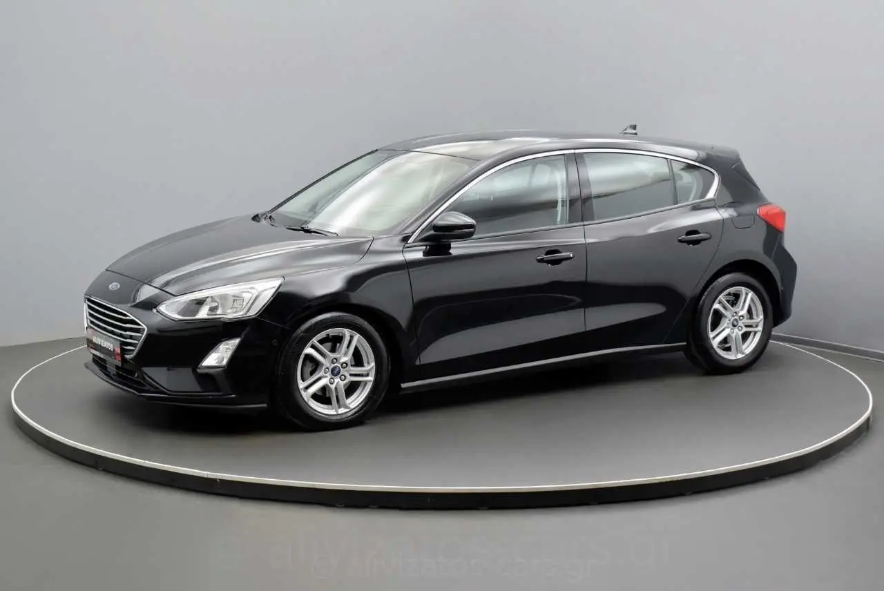 Ford Focus - View 2