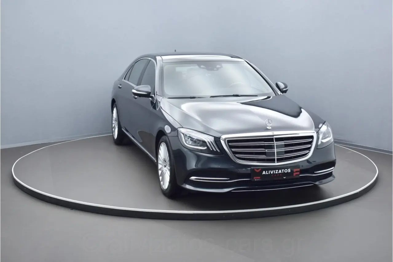 Mercedes-Benz S-class - View 2