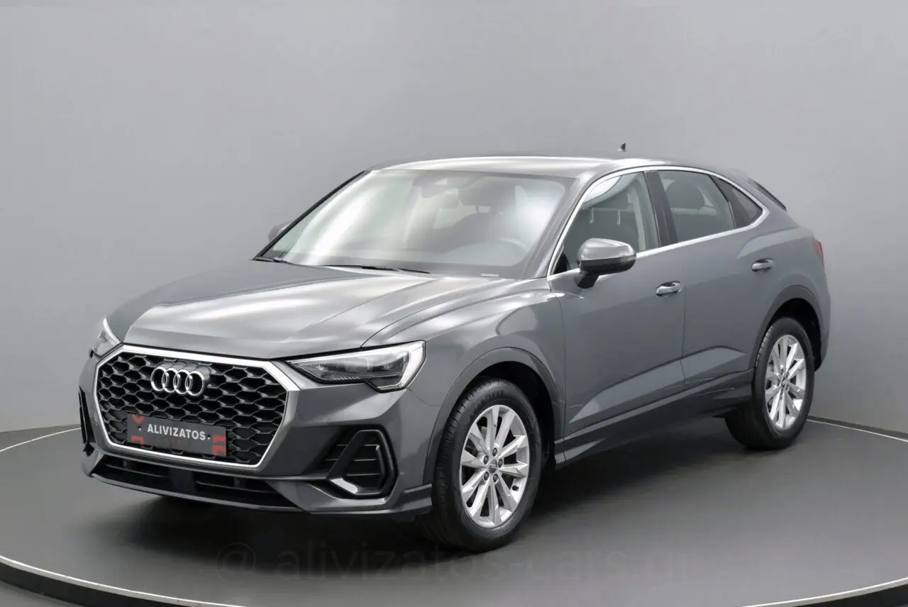 Audi Q3 - View 1
