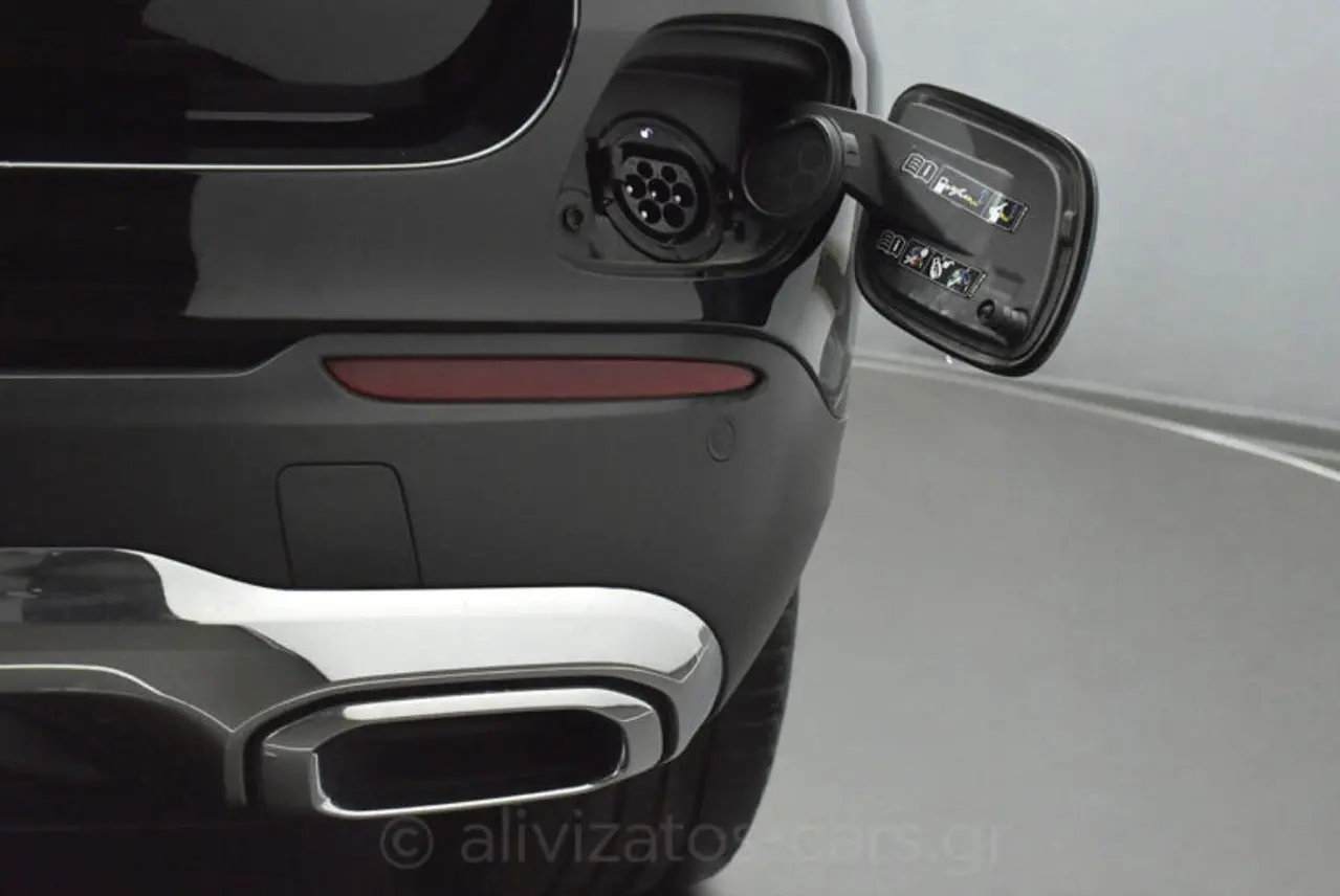 https://cdn.autoq.gr/websites/alivizatos-cars.gr/images/vehicles/8636/mercedes-benz-glc-300-4matic-9g-tronic-plug-in-diesel-facelift-8636-10-768x514.jpg