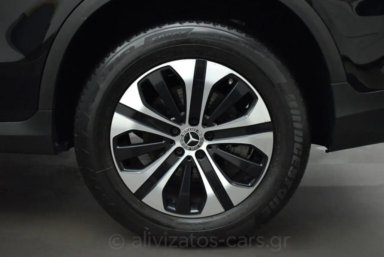 https://cdn.autoq.gr/websites/alivizatos-cars.gr/images/vehicles/8636/mercedes-benz-glc-300-4matic-9g-tronic-plug-in-diesel-facelift-8636-12-768x514.jpg