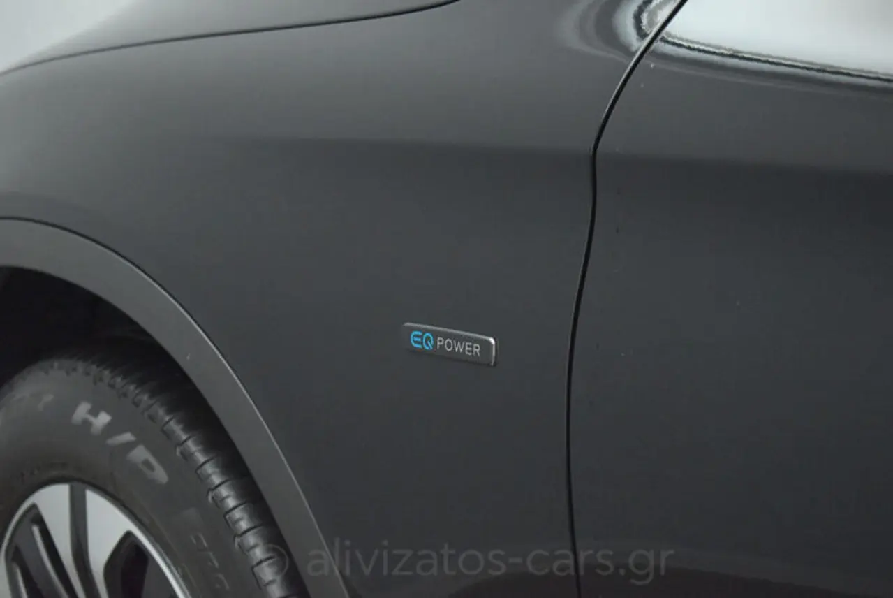 https://cdn.autoq.gr/websites/alivizatos-cars.gr/images/vehicles/8636/mercedes-benz-glc-300-4matic-9g-tronic-plug-in-diesel-facelift-8636-13-768x514.jpg