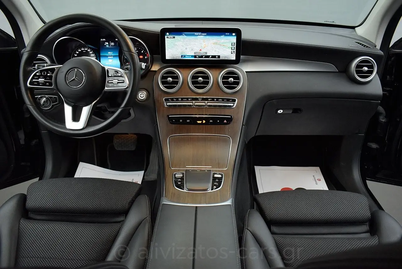 https://cdn.autoq.gr/websites/alivizatos-cars.gr/images/vehicles/8636/mercedes-benz-glc-300-4matic-9g-tronic-plug-in-diesel-facelift-8636-22.jpg