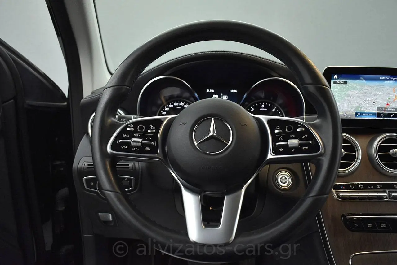 https://cdn.autoq.gr/websites/alivizatos-cars.gr/images/vehicles/8636/mercedes-benz-glc-300-4matic-9g-tronic-plug-in-diesel-facelift-8636-23.jpg