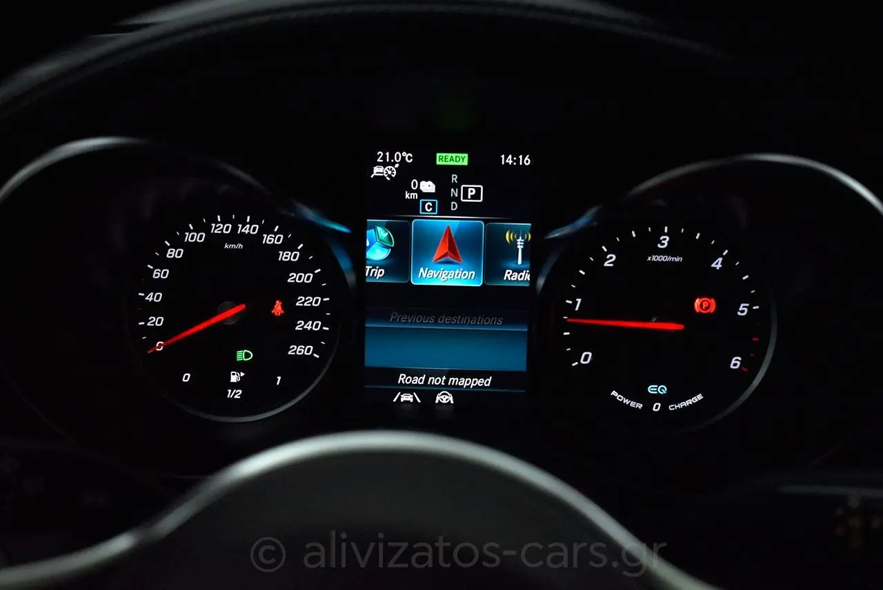 https://cdn.autoq.gr/websites/alivizatos-cars.gr/images/vehicles/8636/mercedes-benz-glc-300-4matic-9g-tronic-plug-in-diesel-facelift-8636-28.jpg