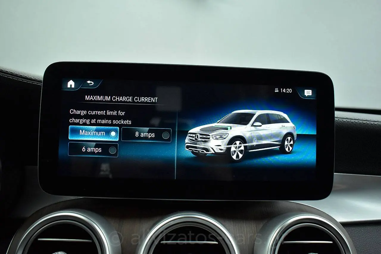 https://cdn.autoq.gr/websites/alivizatos-cars.gr/images/vehicles/8636/mercedes-benz-glc-300-4matic-9g-tronic-plug-in-diesel-facelift-8636-40.jpg