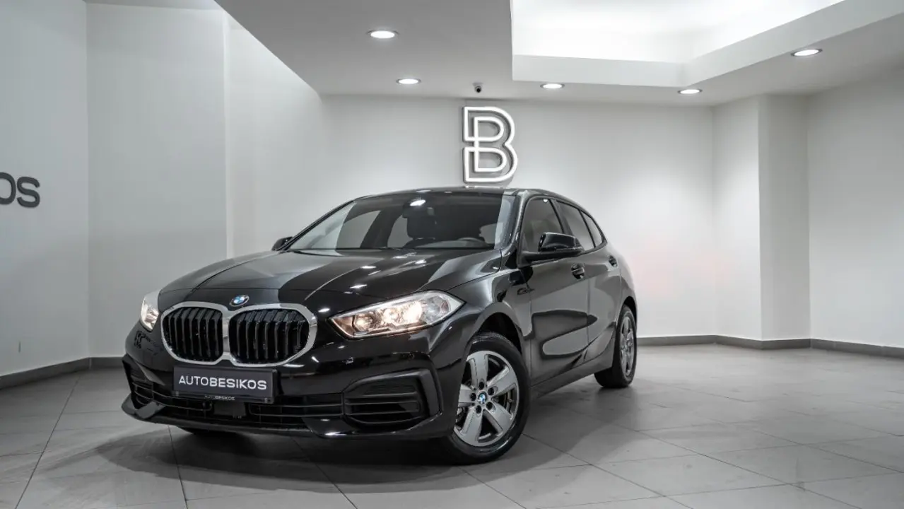 BMW 1 Series - View 2
