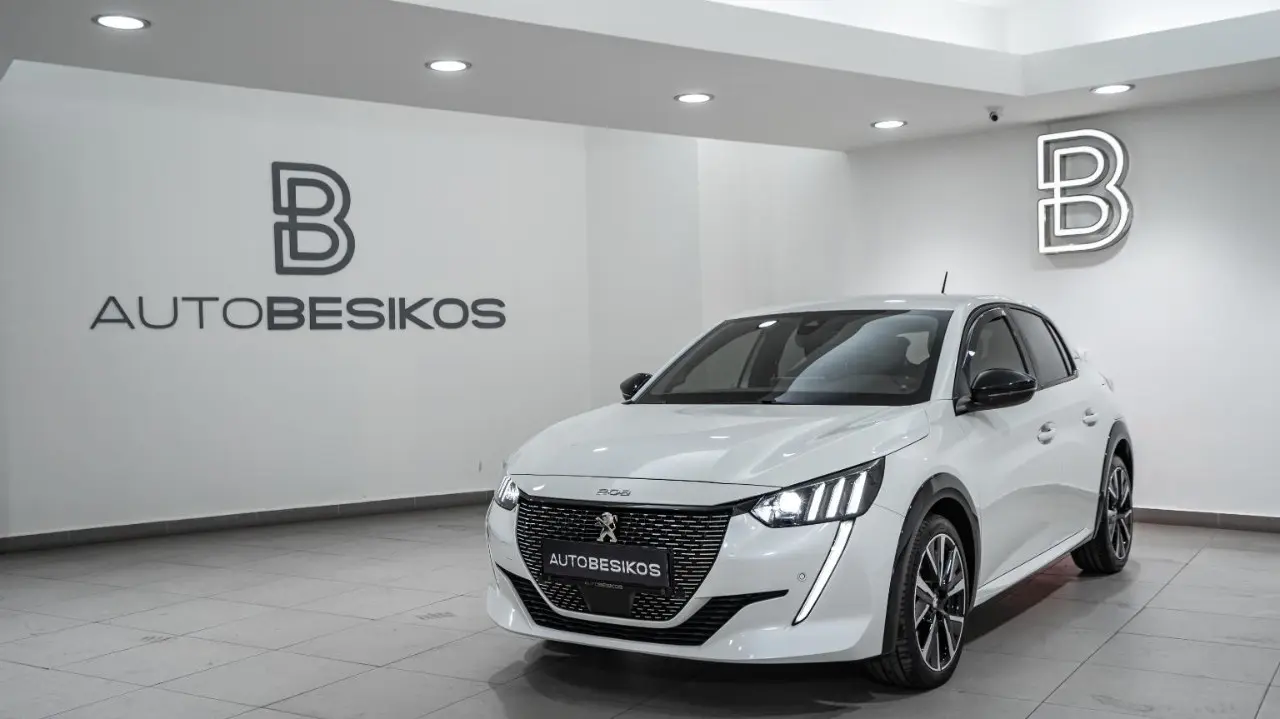 Peugeot 208 - View 3