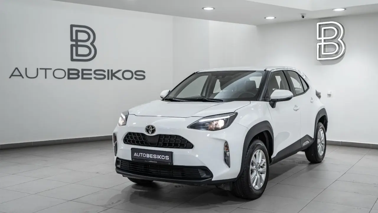 Toyota Yaris Cross - View 3