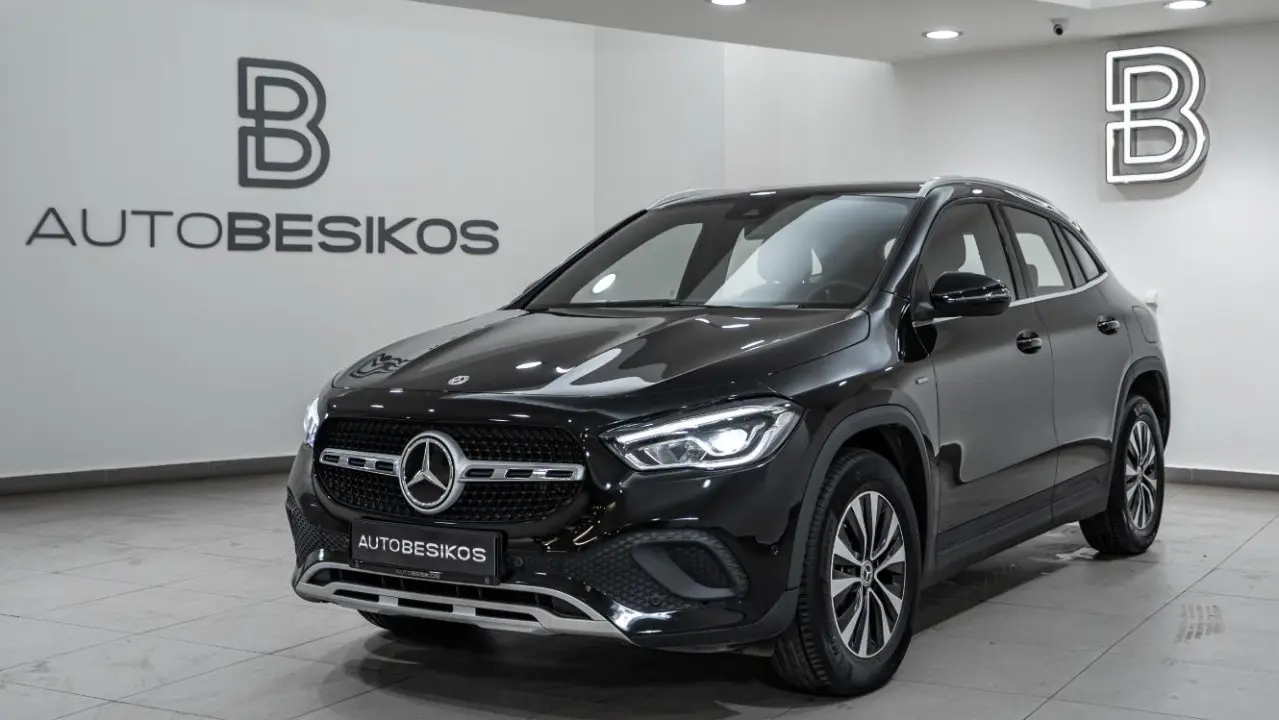Mercedes-Benz GLA - View 3