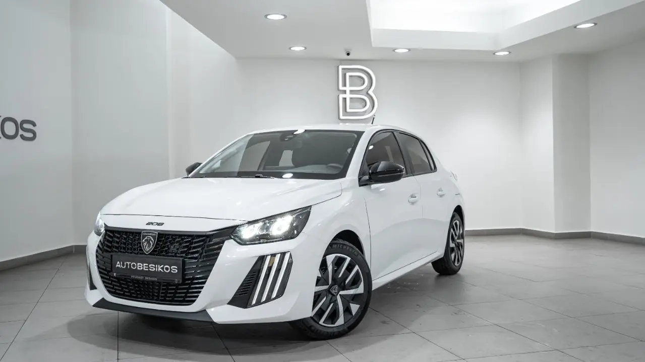 Peugeot 208 - View 2