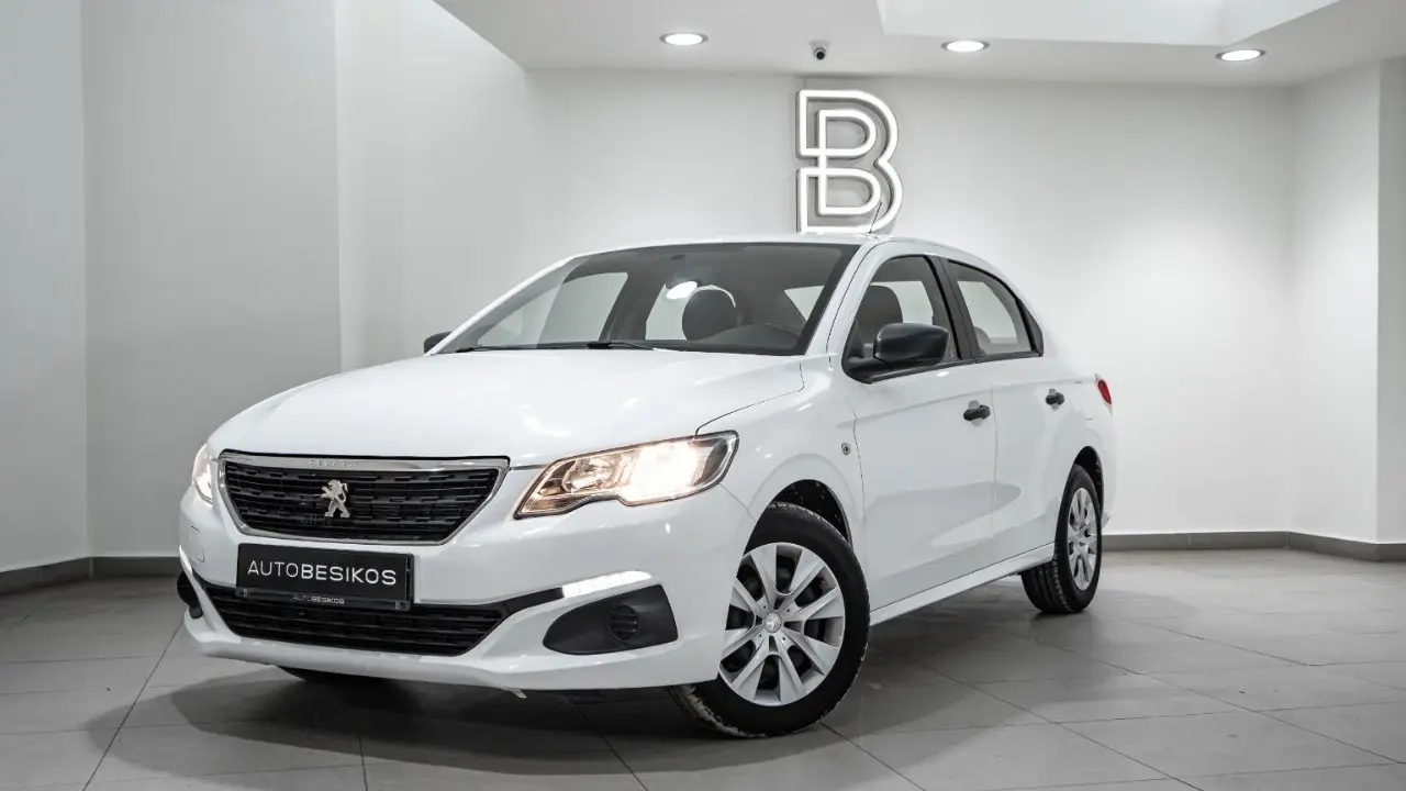 Peugeot 301 - View 2