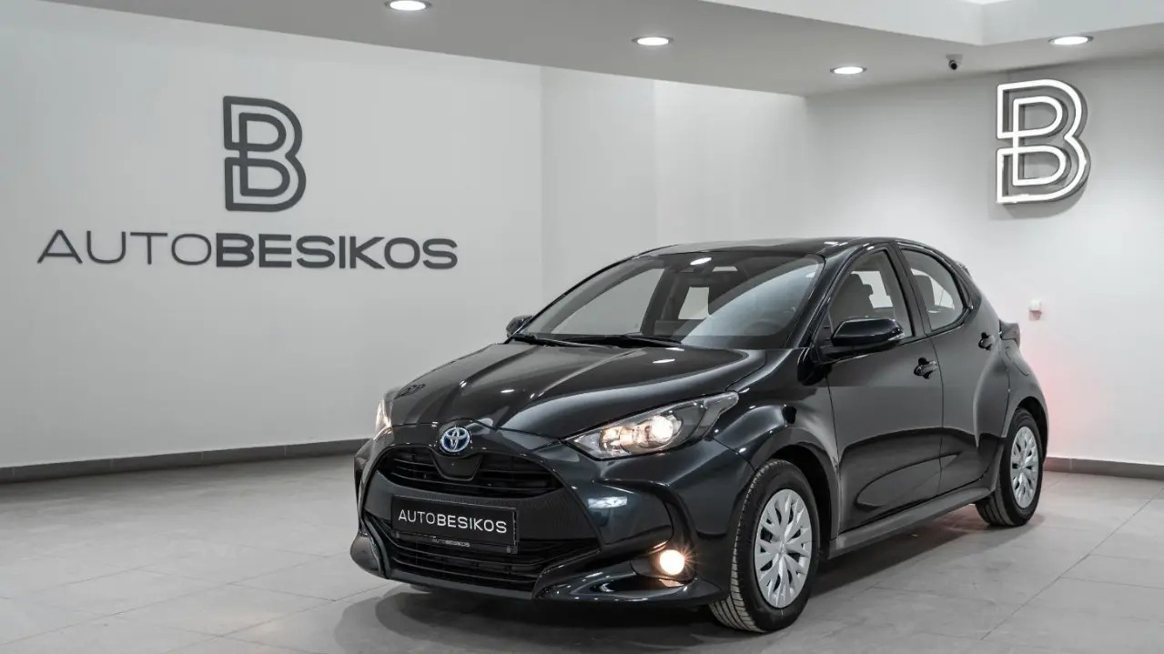 Toyota Yaris - View 3