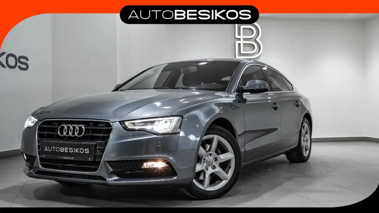 Audi A5 - View 1