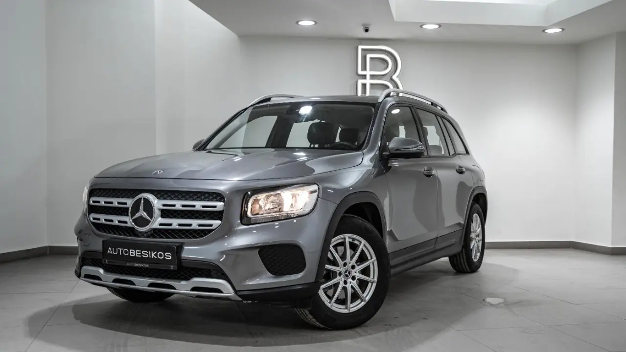 Mercedes-Benz GLB - View 2