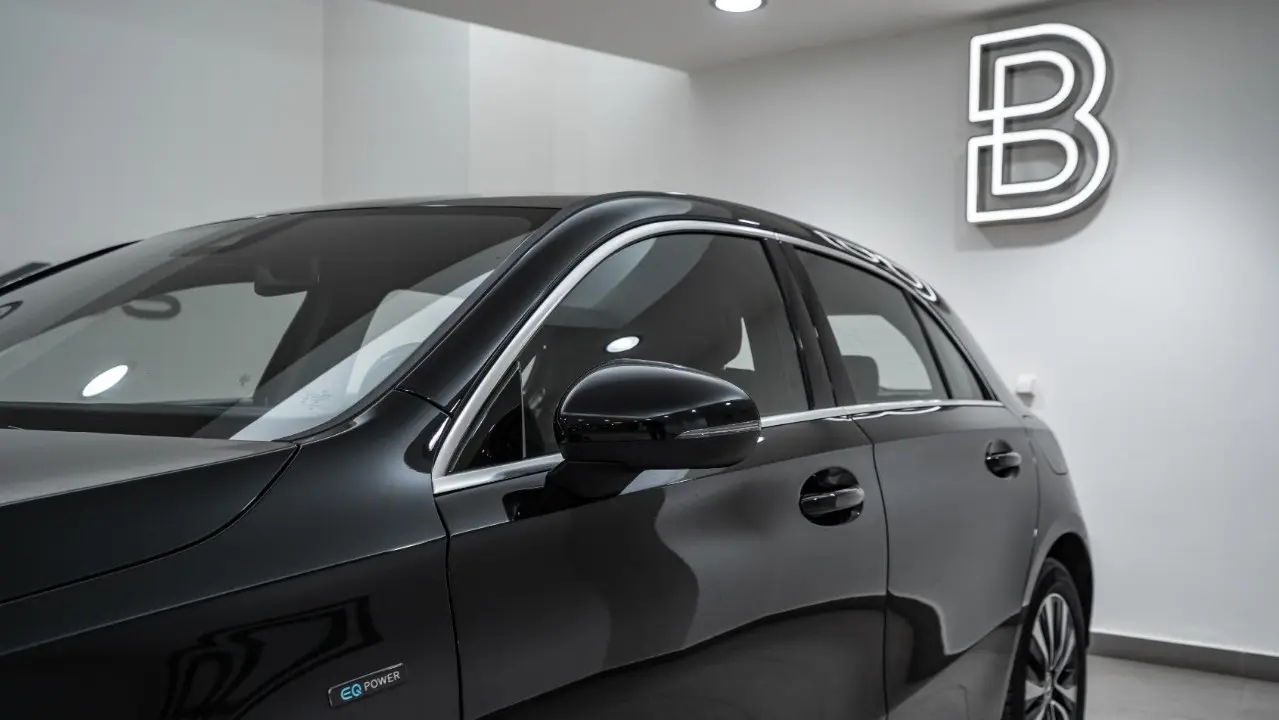 https://cdn.autoq.gr/websites/autobesikos.gr/images/vehicles/7320/0afb7f3f-754a-46eb-a722-a54620751e02.jpg