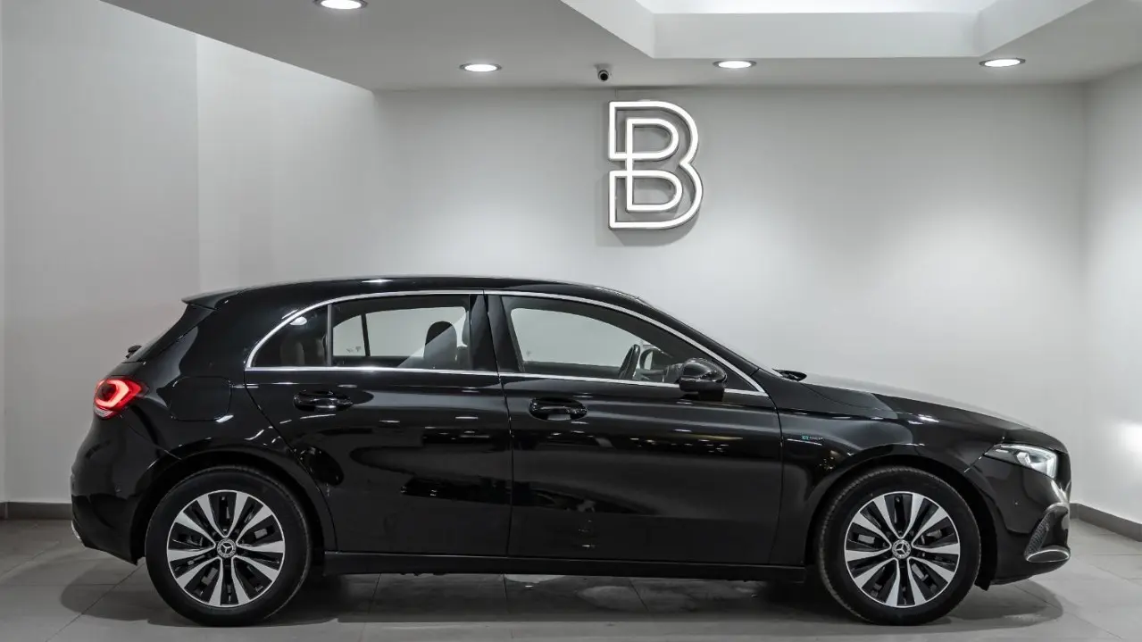 https://cdn.autoq.gr/websites/autobesikos.gr/images/vehicles/7320/88ab4eab-c3e4-4d94-87d2-8ed8cd27e5d4.jpg