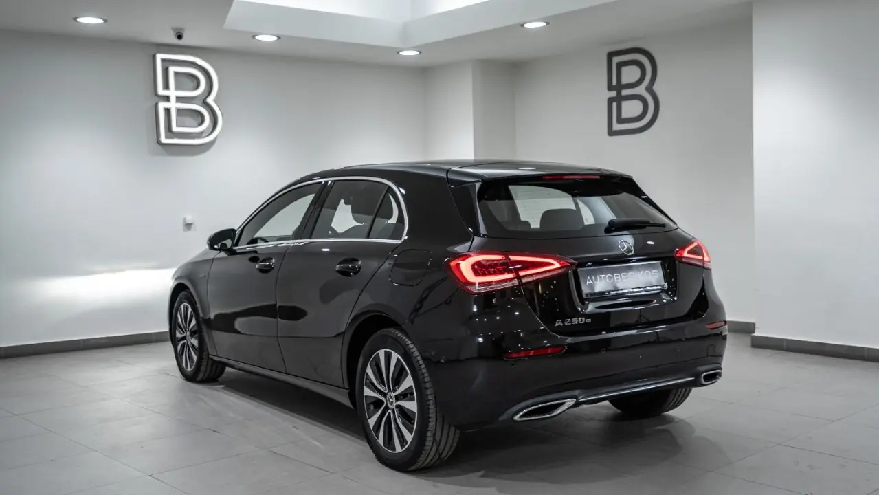 https://cdn.autoq.gr/websites/autobesikos.gr/images/vehicles/7320/a8892d23-2263-4dca-bd30-9b5e0d46d88b.jpg
