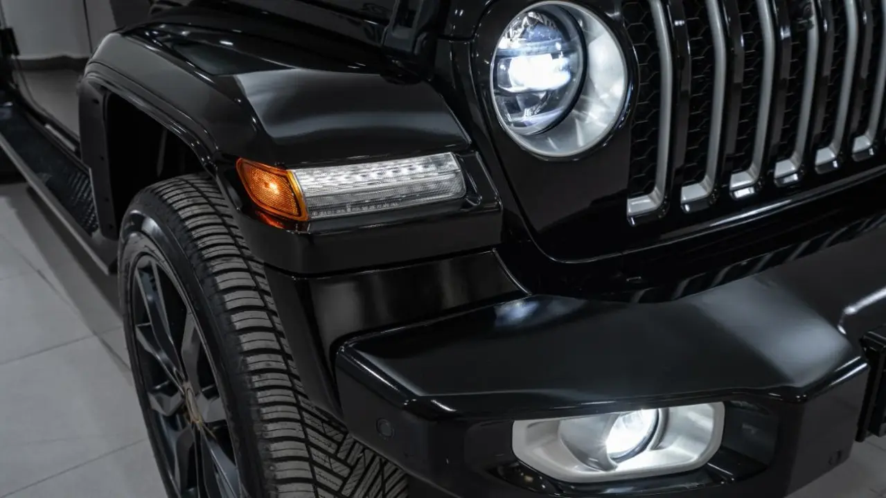https://cdn.autoq.gr/websites/autobesikos.gr/images/vehicles/7340/20ff8599-6477-4203-abfd-61c2be201eb0.jpg