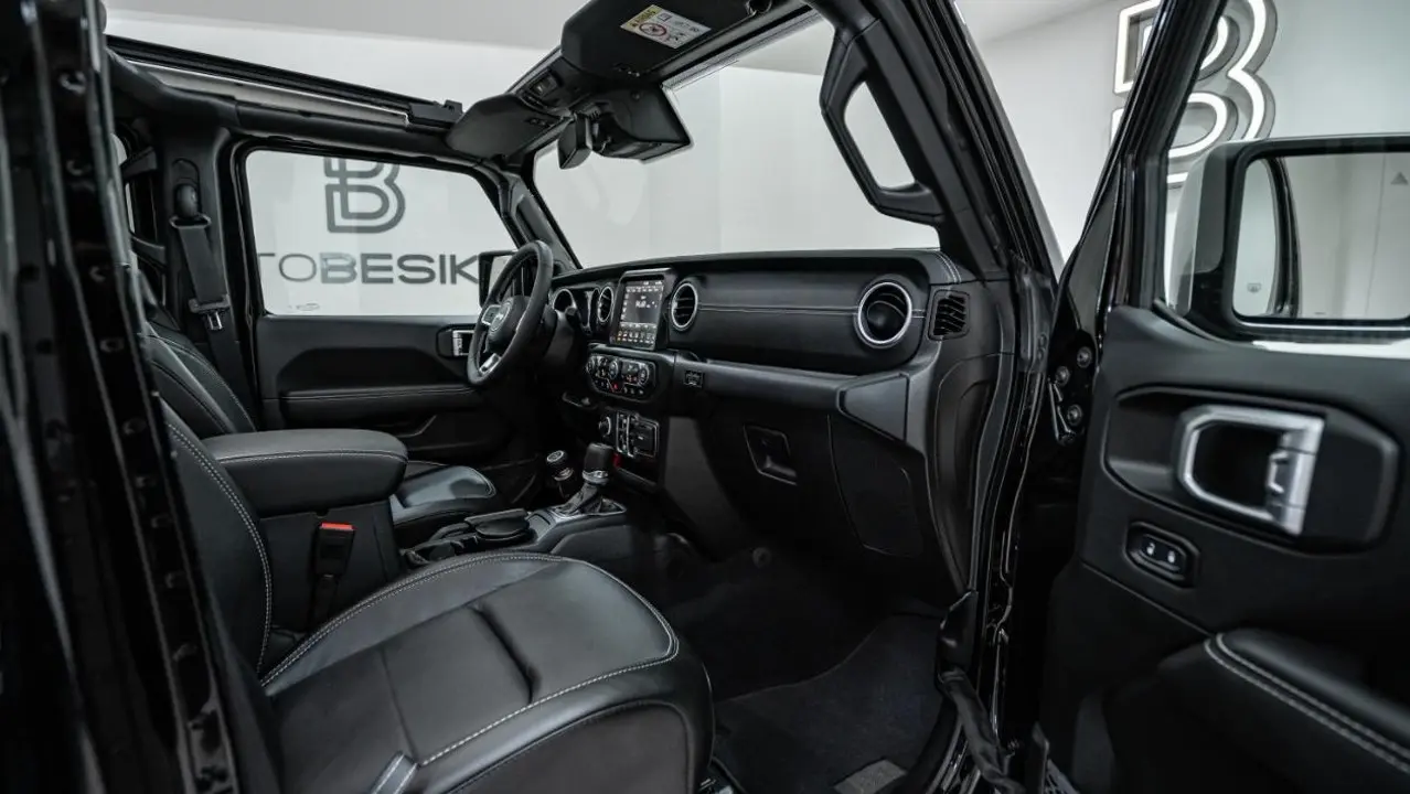 https://cdn.autoq.gr/websites/autobesikos.gr/images/vehicles/7340/3b5dad4a-4e68-4652-843f-8dff96877511.jpg