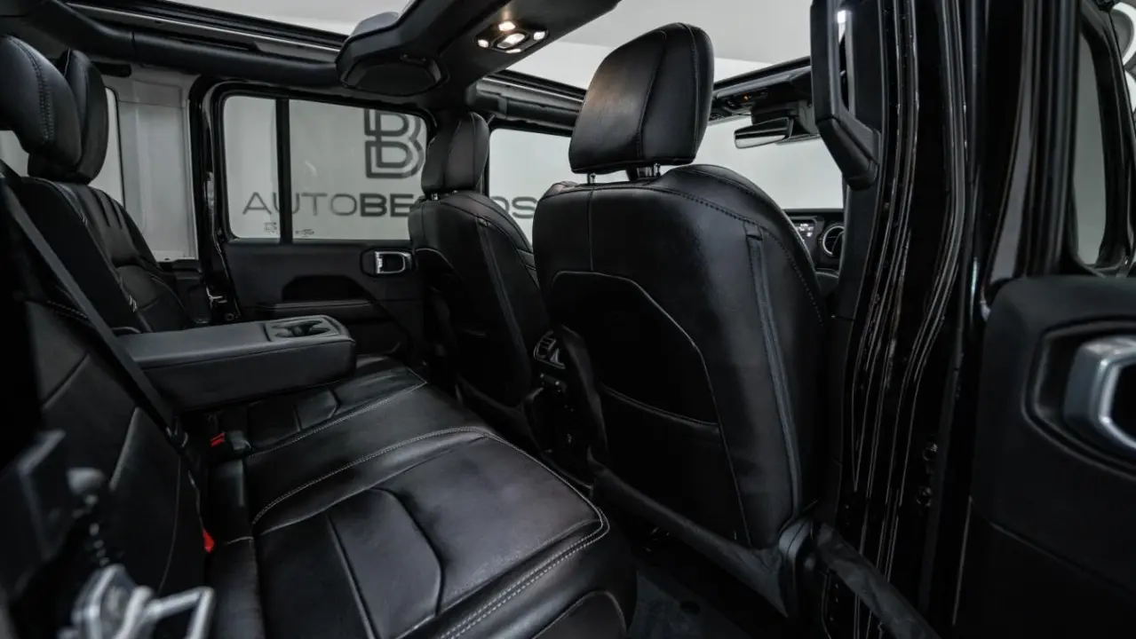 https://cdn.autoq.gr/websites/autobesikos.gr/images/vehicles/7340/3e404de2-4174-45eb-ae2a-ae9b430e8f72.jpg