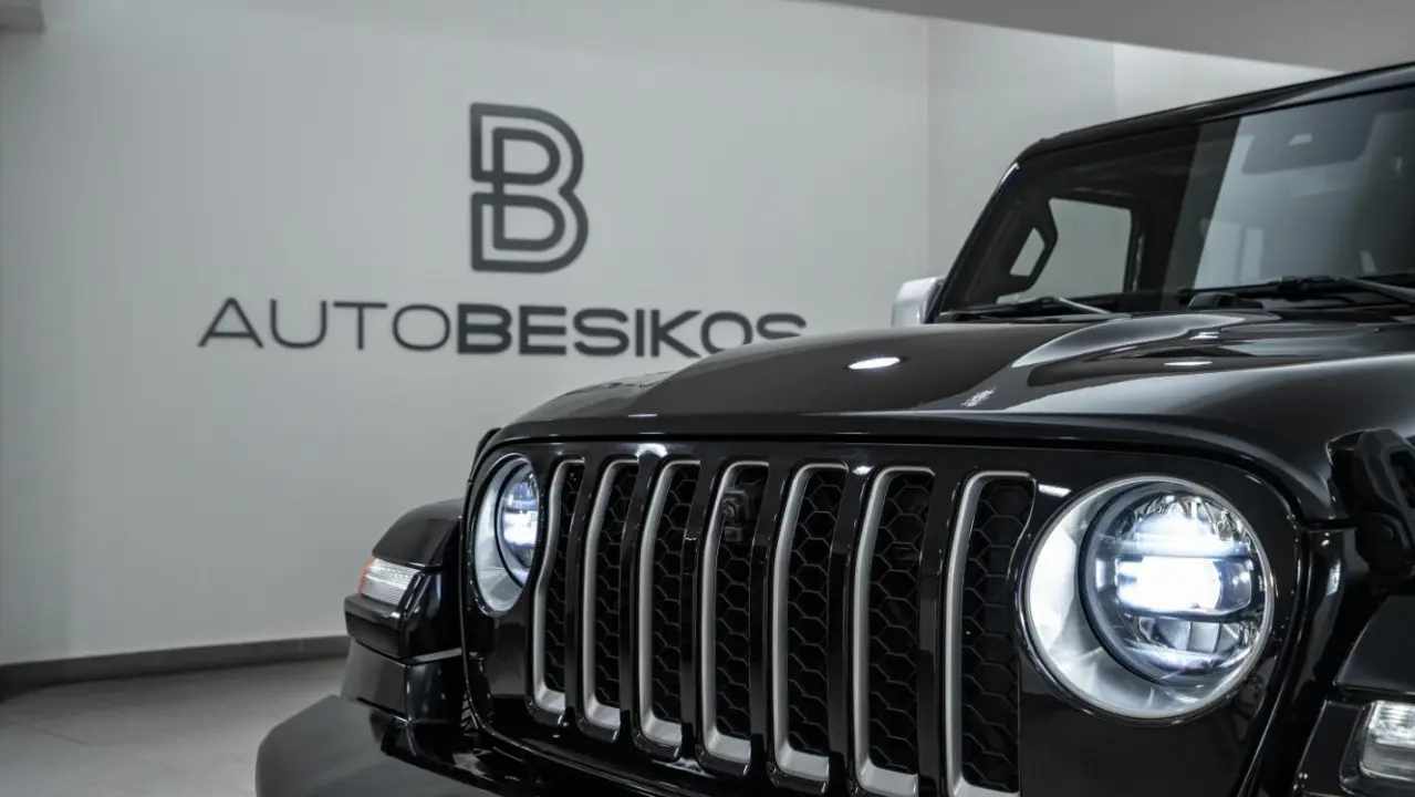 https://cdn.autoq.gr/websites/autobesikos.gr/images/vehicles/7340/7b742fa1-a803-4d0d-b9ae-63742dfb4042.jpg