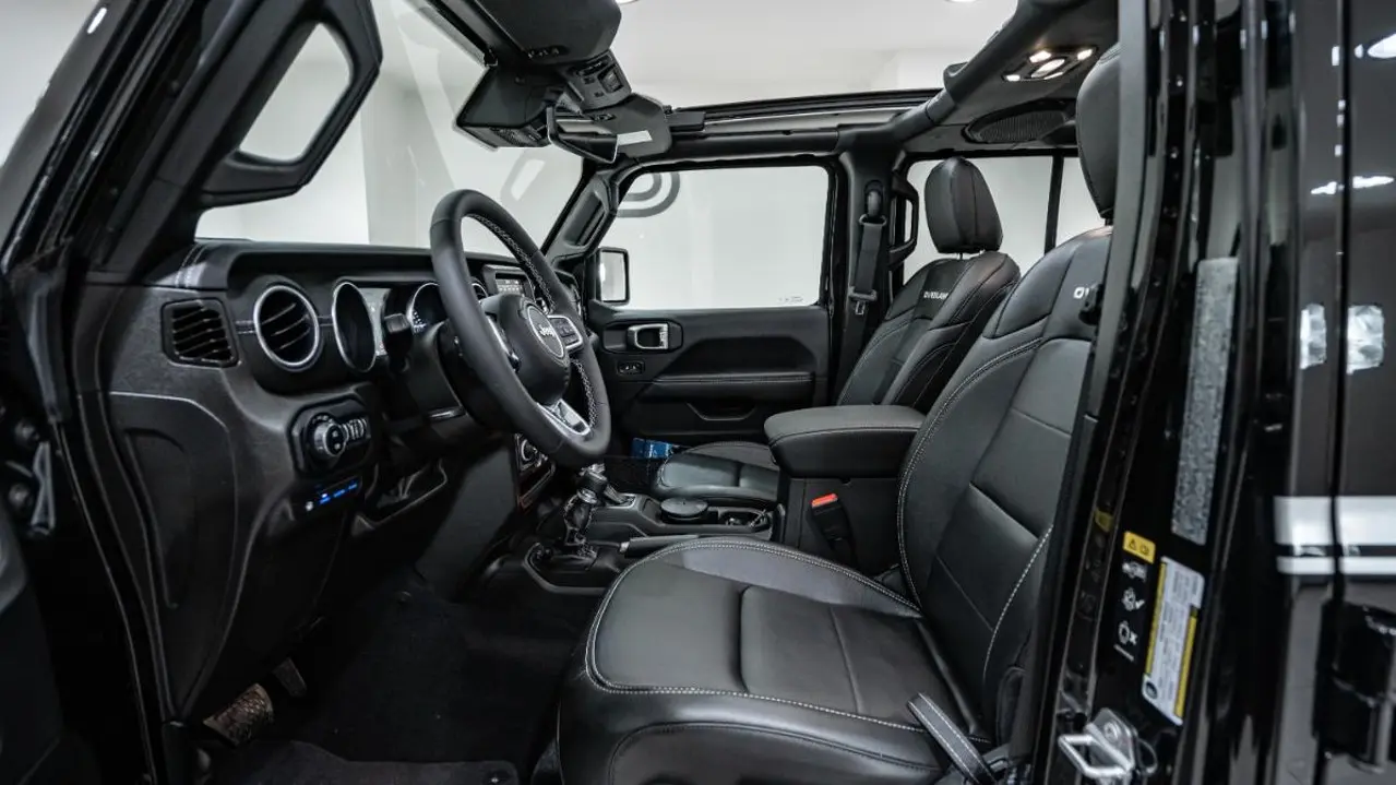 https://cdn.autoq.gr/websites/autobesikos.gr/images/vehicles/7340/8c24a9d4-e6cd-4825-8874-d88bb571ea94.jpg
