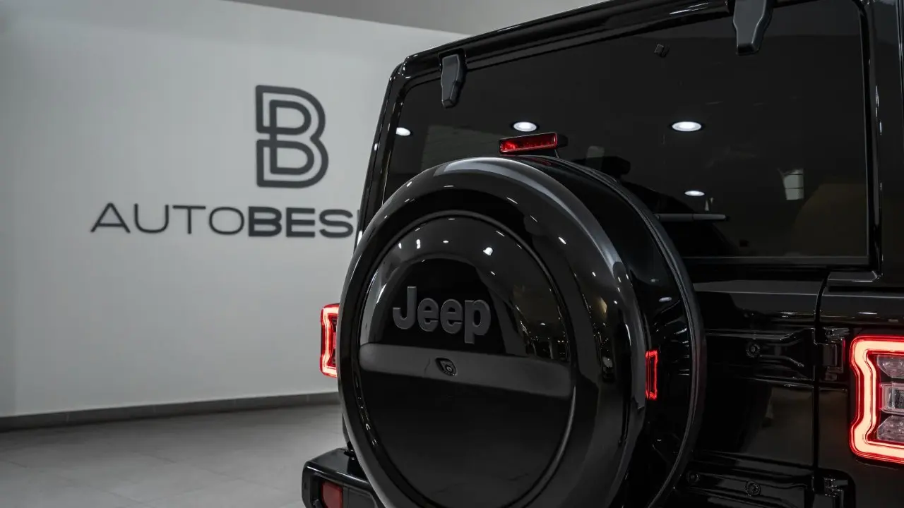 https://cdn.autoq.gr/websites/autobesikos.gr/images/vehicles/7340/dfd19615-dc00-4750-8b5d-39b30251538b.jpg