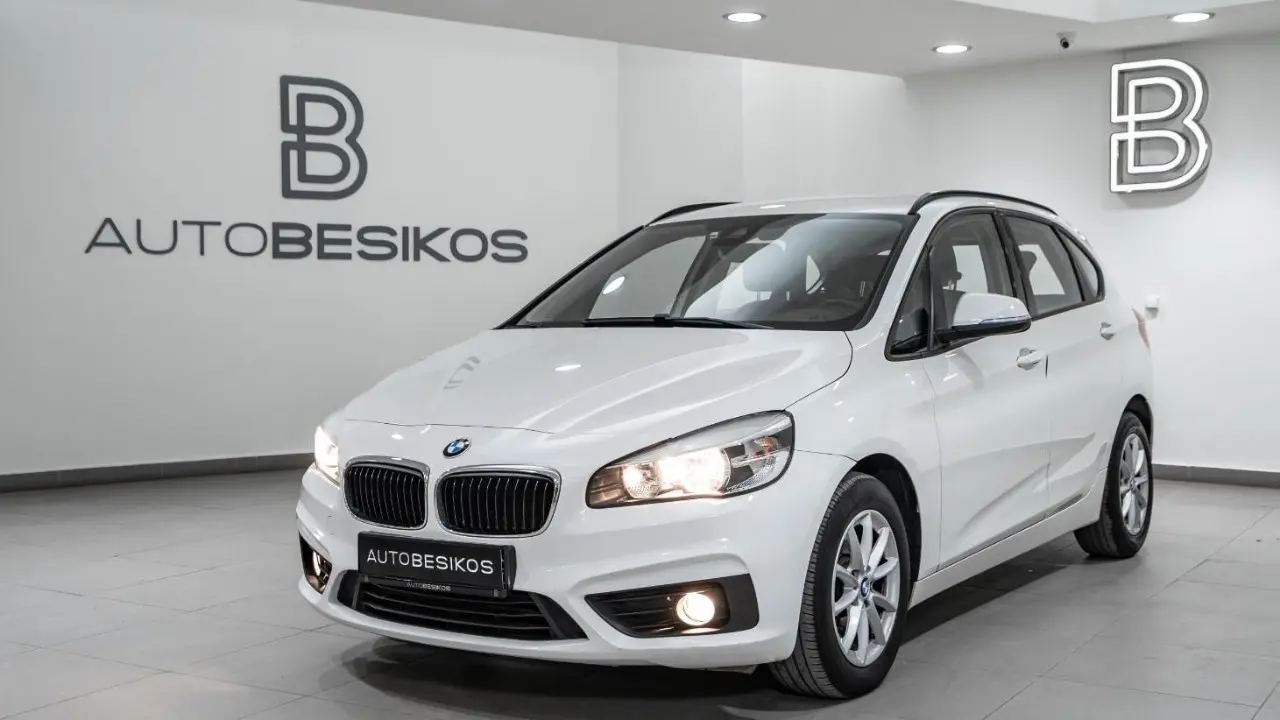 BMW 2 Series - View 3