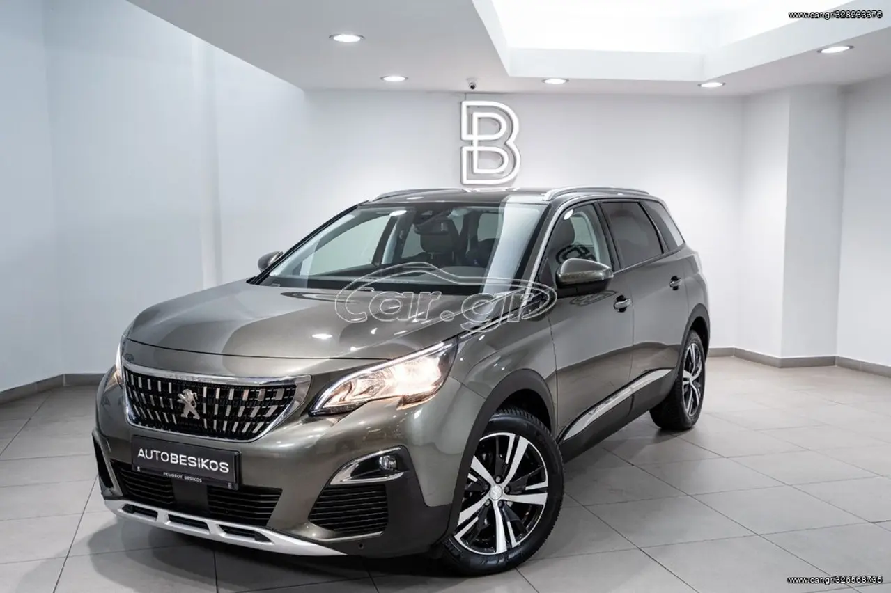 Peugeot 5008 - View 2