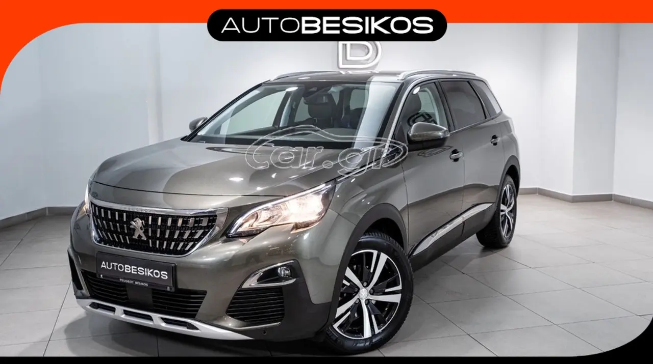 Peugeot 5008 - View 1
