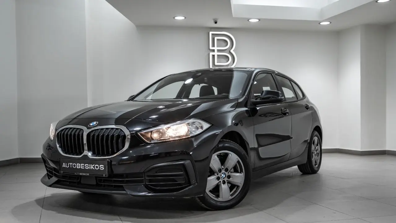 BMW 1 Series - View 2