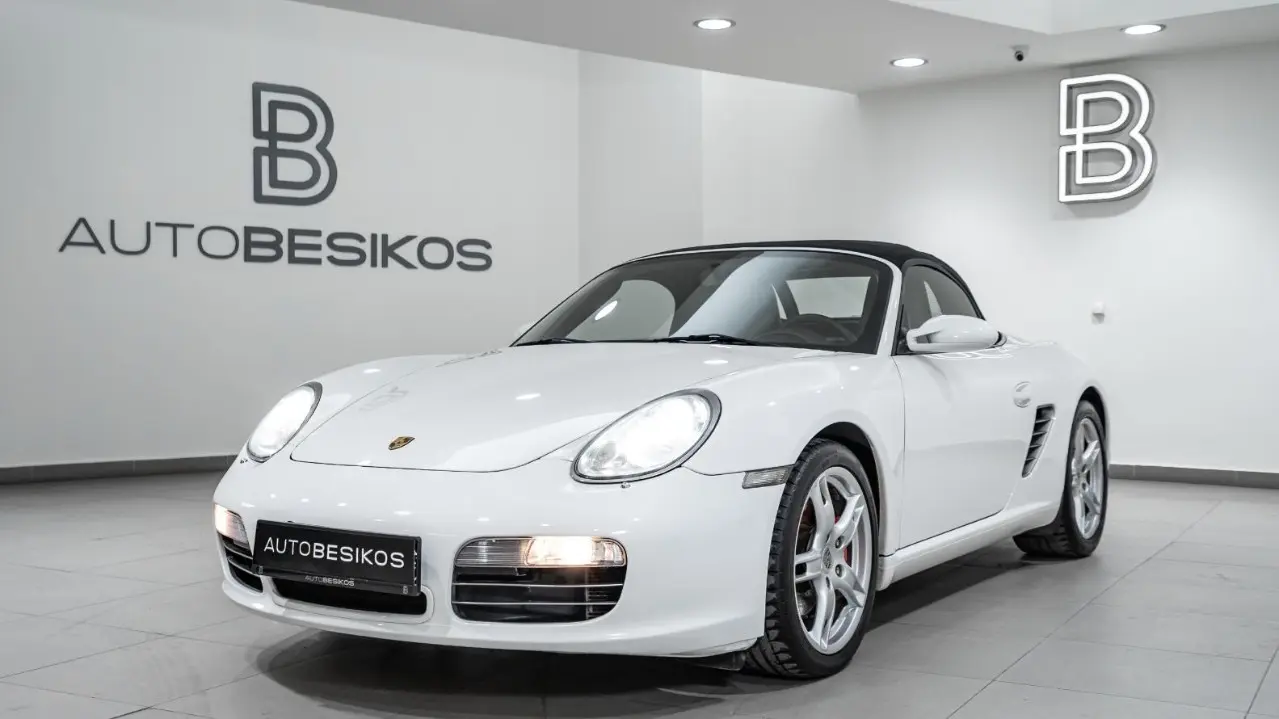 Porsche Boxster - View 3