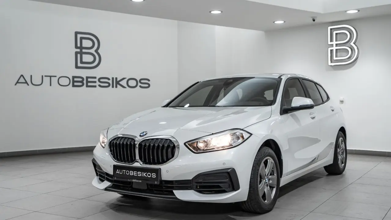 BMW 1 Series - View 3