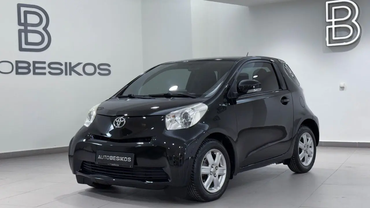 Toyota iQ - View 3