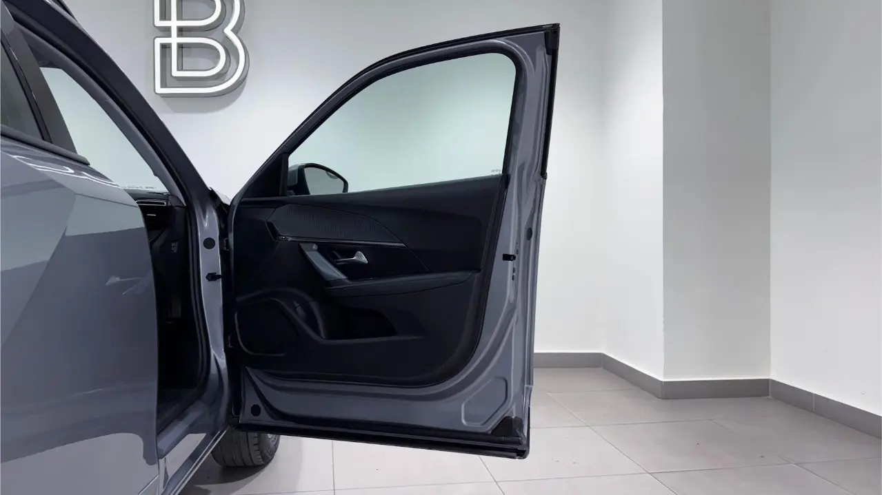 https://cdn.autoq.gr/websites/autobesikos.gr/images/vehicles/7485/8625f5f2-3164-4621-8197-9931dd86ac78.jpg