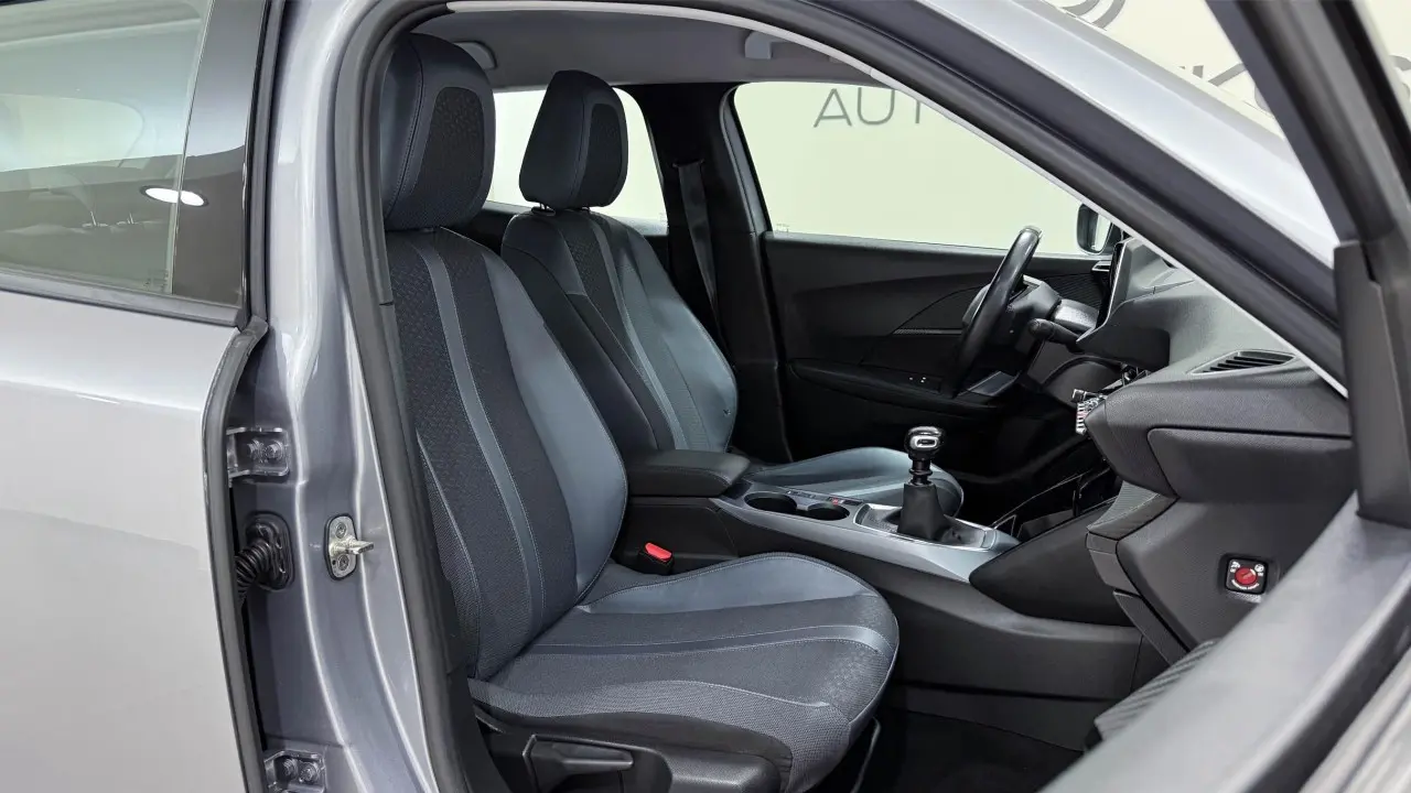 https://cdn.autoq.gr/websites/autobesikos.gr/images/vehicles/7485/fe347adb-08f5-4221-8a24-026e8cf49507.jpg